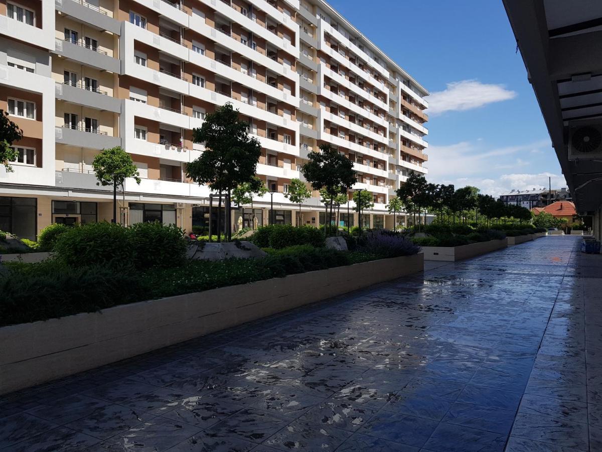Apartman Vivo City Central ポドゴリツァ エクステリア 写真