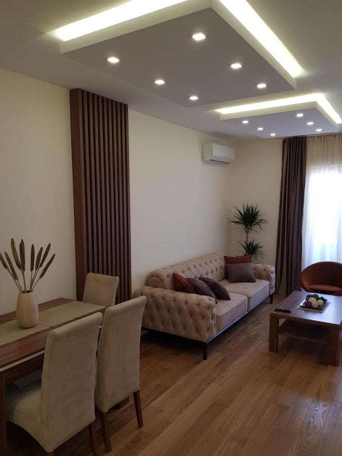 Apartman Vivo City Central ポドゴリツァ エクステリア 写真